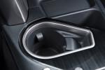 Toyota RAV4 Hybrid 2015 года (US)